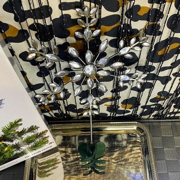 KIRKLAND HOME CHRISTMAS COLLECTION 
BEJEWELED STAR TREE TOPPER - Picture 3 of 6